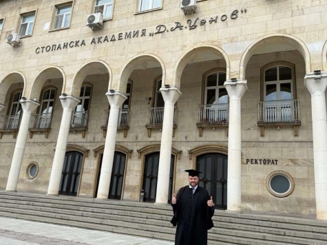 The Academy Strengthens Its International Dimension: Raphael Röttinger Awarded a PhD Conducted in English